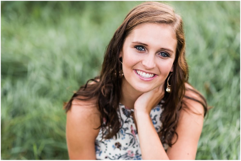 Downtown Sioux City Senior Session | Maddie Peschong Photography
